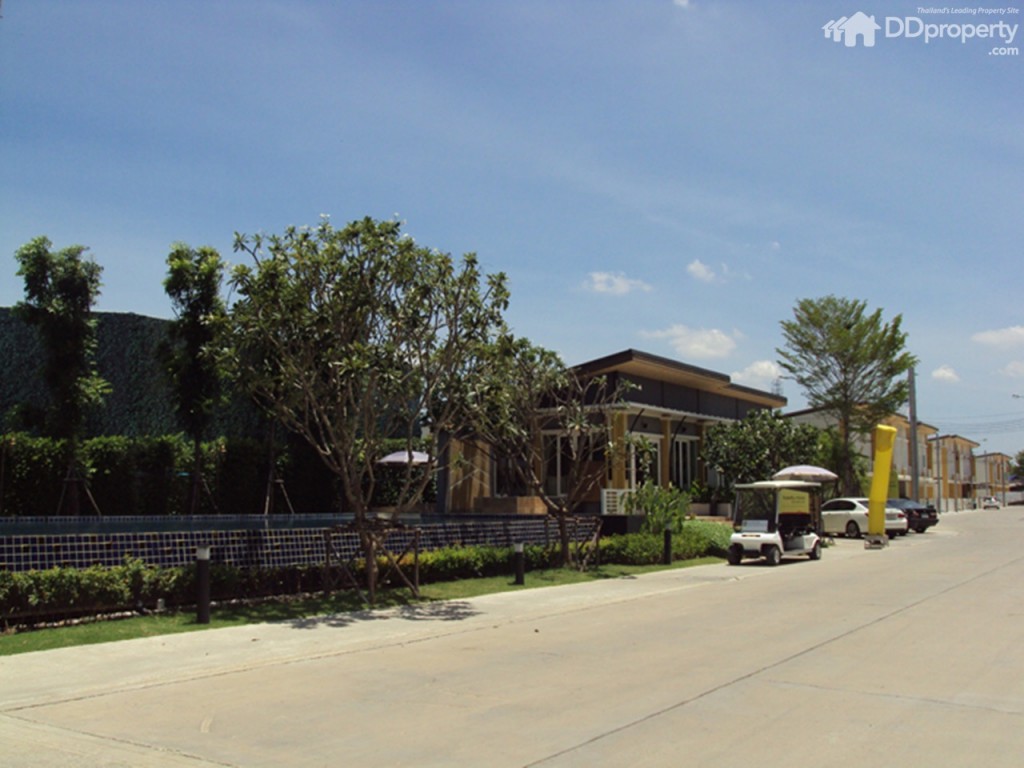 Golden Town Rattanathibet â Bangplup1-001